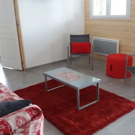 Dans Bas De Chalet A